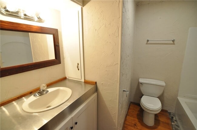 Building Photo - 16567 Farm to Market Rd 2154