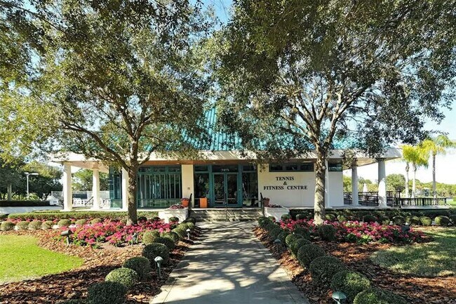 Building Photo - AVAILABLE JULY 1ST! Water & Golf Views in University Park Country Club with Pool and Spa!  3bed |...