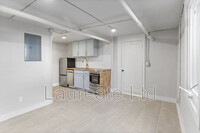 Building Photo - 1050 N Pearl St