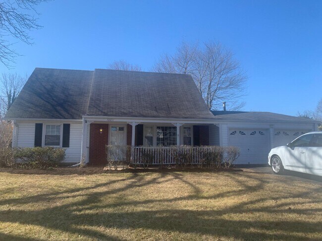 Building Photo - 13217 Poplar Tree Rd