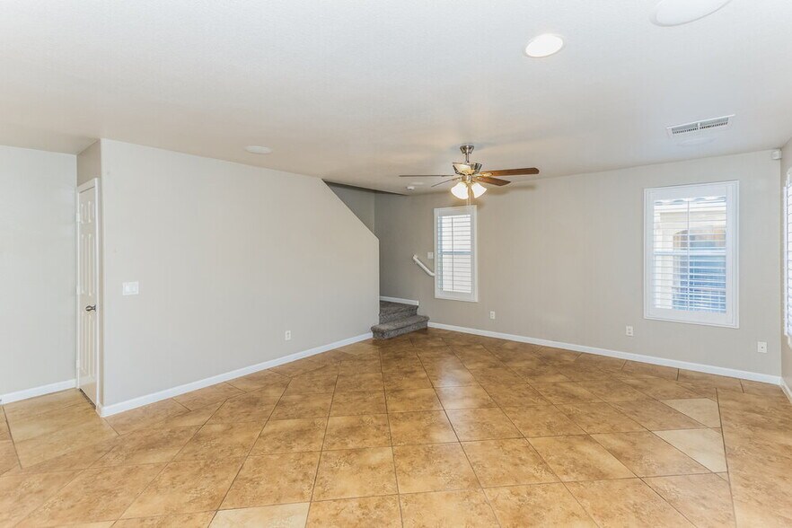 Building Photo - 1300 Sand Castle Ave