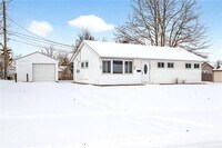 Building Photo - 2840 Ghent Ave