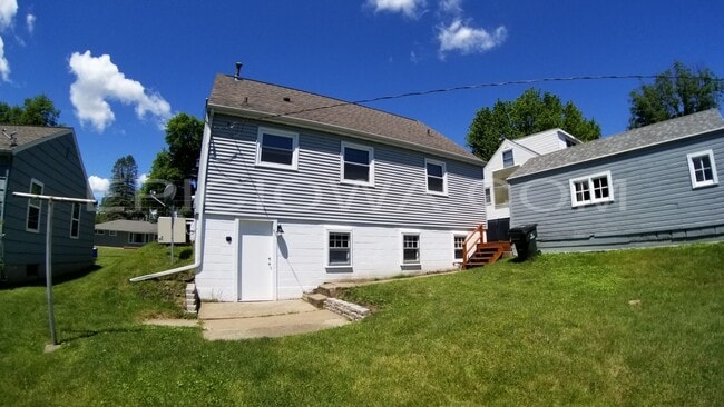 Building Photo - 1619 11th St NW