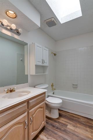 Building Photo - 319 Kessler Dr