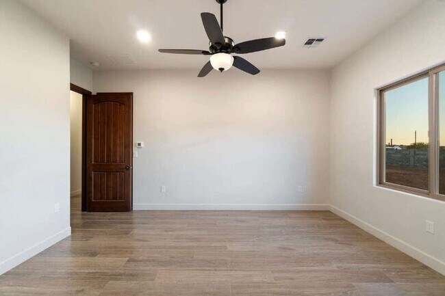 Building Photo - 36648 N 27th Ave