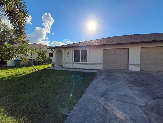 Primary Photo - 1236-1238 SE 24th Ave