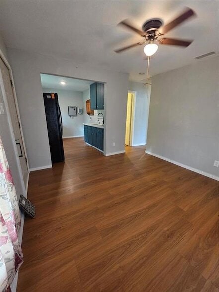 Building Photo - 404 Havens St