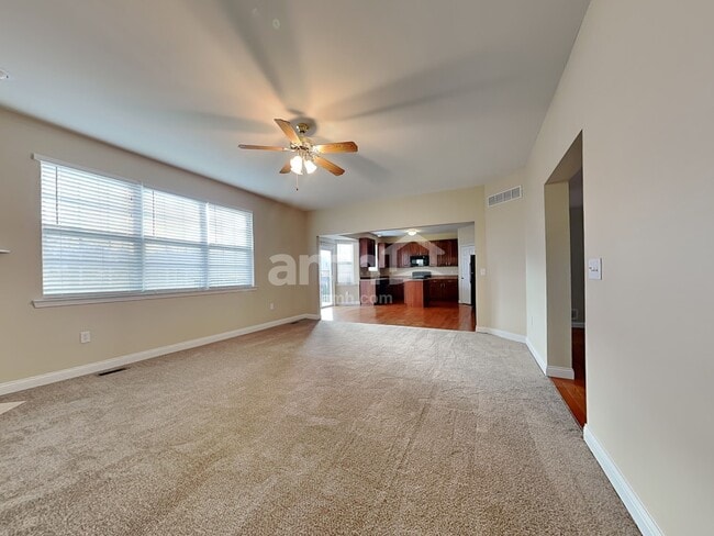 Building Photo - 4455 Hackberry Ct