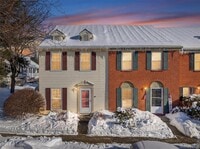 Building Photo - 12 Brook Dr