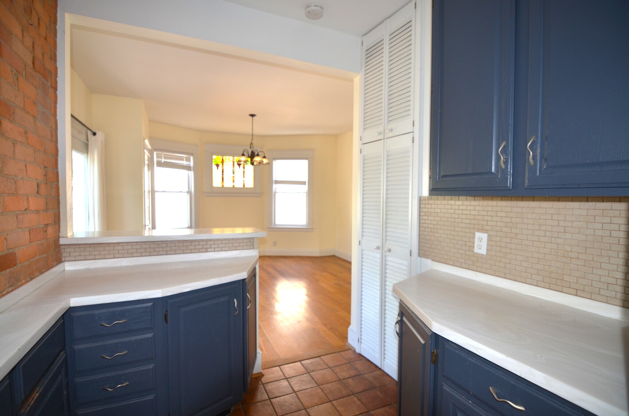 Building Photo - 2748 Markbreit Ave