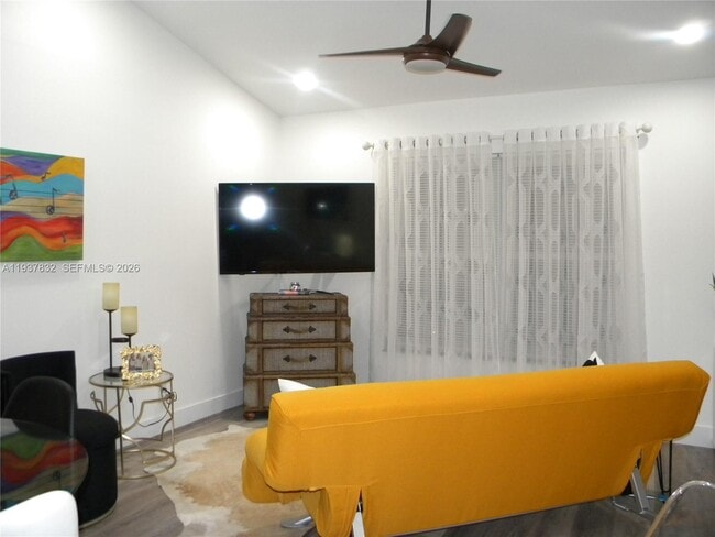 Building Photo - 78 Vía De Casas Norte