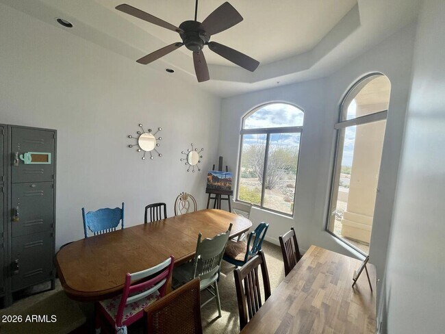 Building Photo - 12198 E Doubletree Ranch Rd