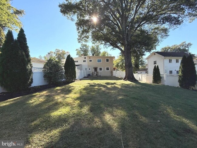 Building Photo - 10640 Ashby Pl