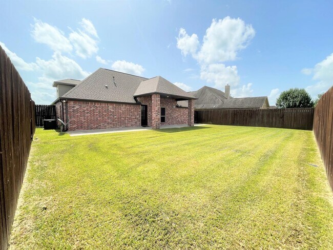 Building Photo - 3699 Canyon Ln