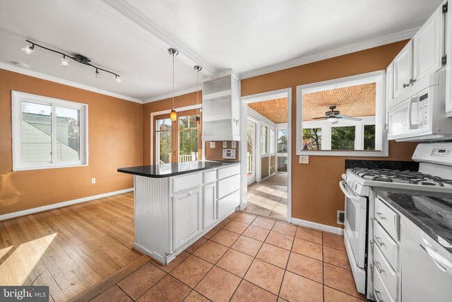 Building Photo - 3924 Taney Ave