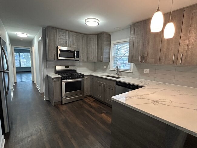 Building Photo - 5340 N Central Ave