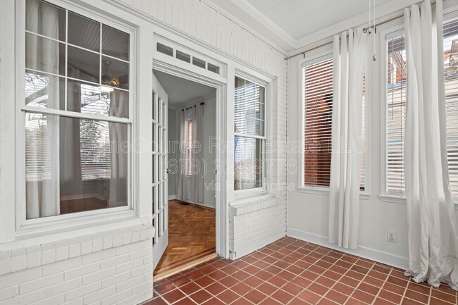 Building Photo - 872 Briarcliff Rd NE