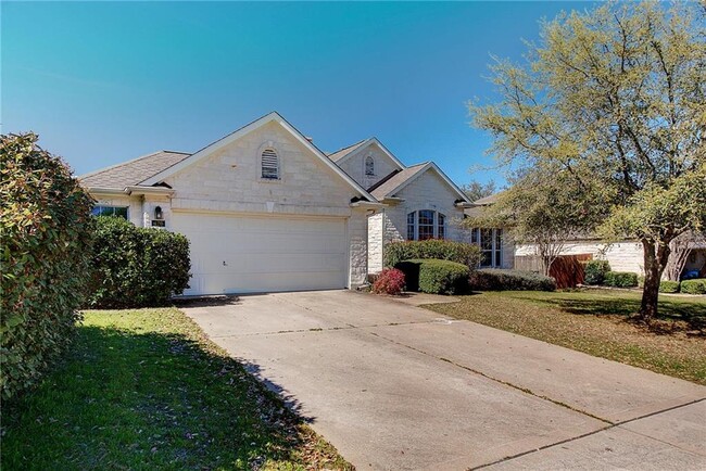 Building Photo - 120 Abbey Dr