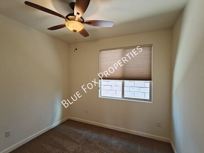 Building Photo - 12812 N Camino Vieja Rancheria