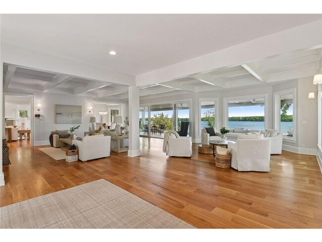 Building Photo - 2462 Lafayette Rd