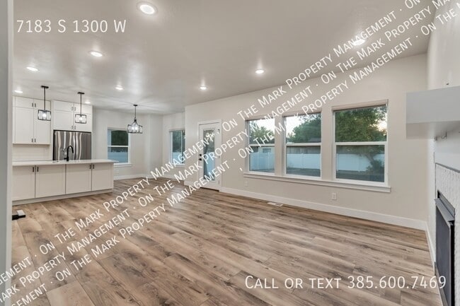 Building Photo - 7183 S 1300 W