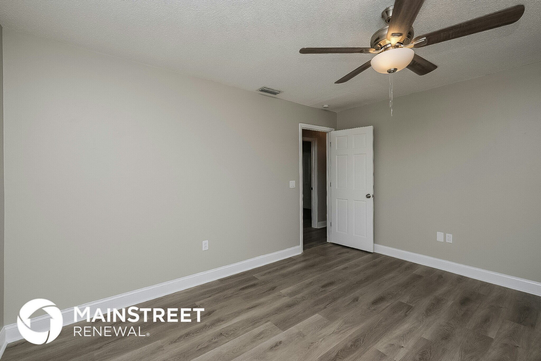 Building Photo - 4380 Old Colony Rd