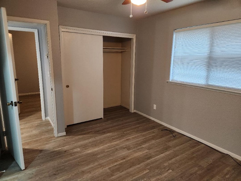 Building Photo - 325 Springville Ct