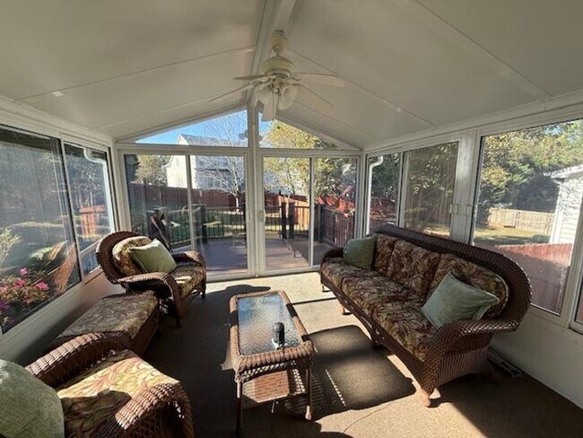 Building Photo - 3601 Pritchard Ct