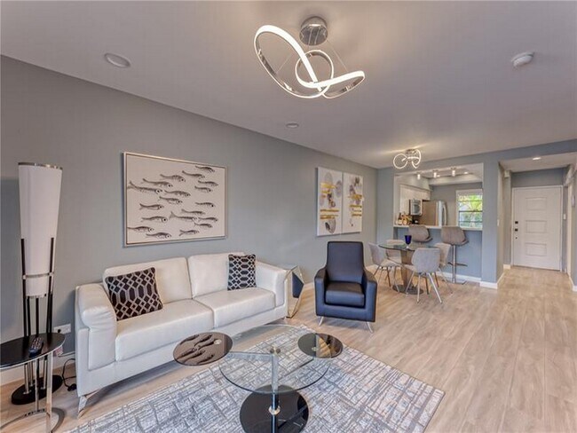 Building Photo - 2713 NE 15th St