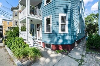 Building Photo - 31 Harold St