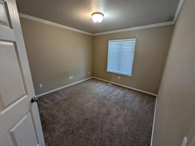 Building Photo - 2111 Garden Valley Way