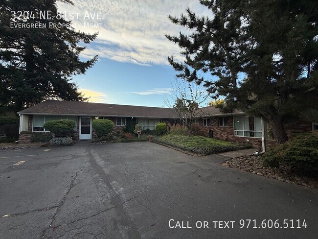 Building Photo - 3204 NE 81st Ave