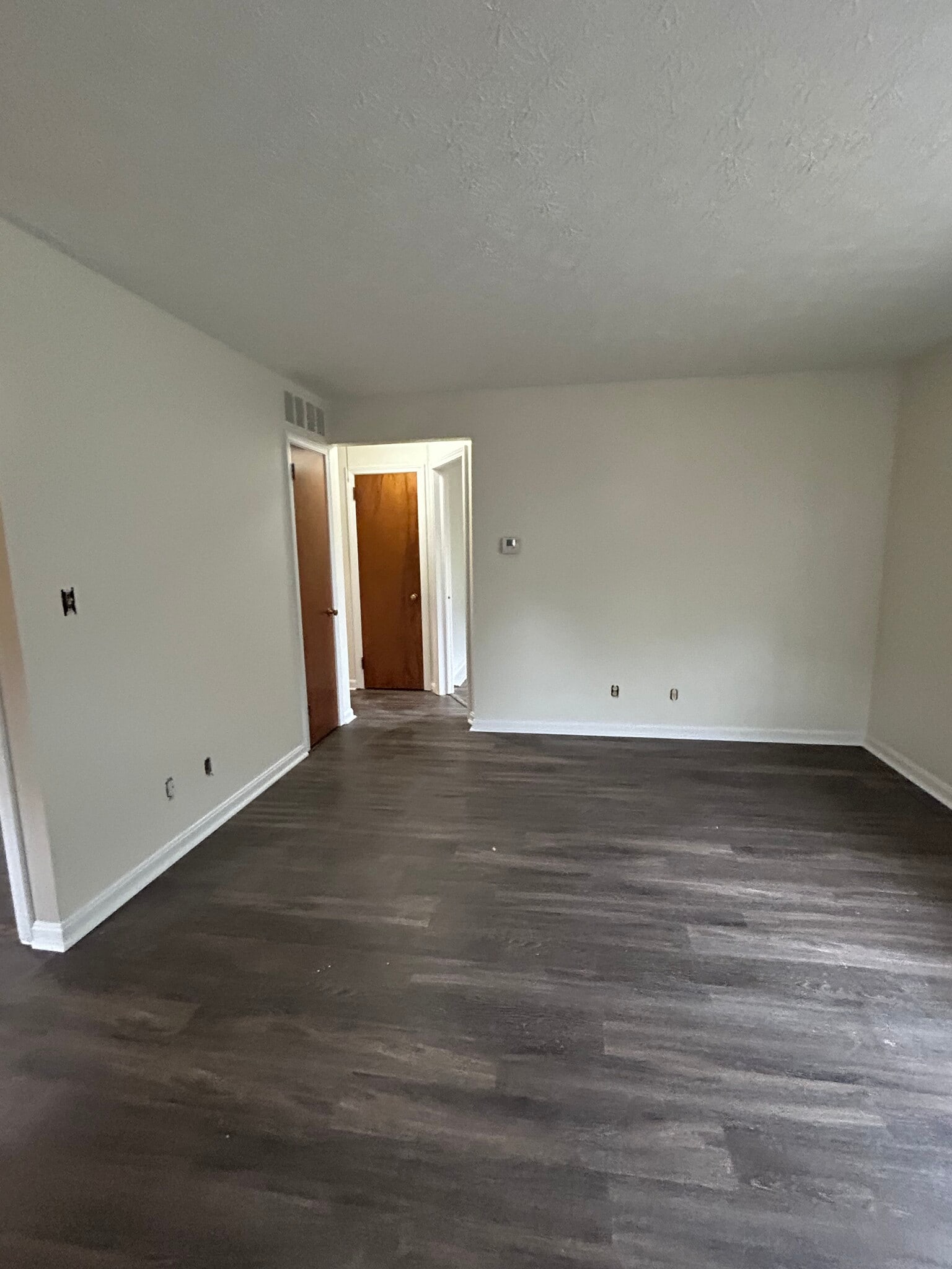 LR to Bedroom - 2025 Ayers Ave