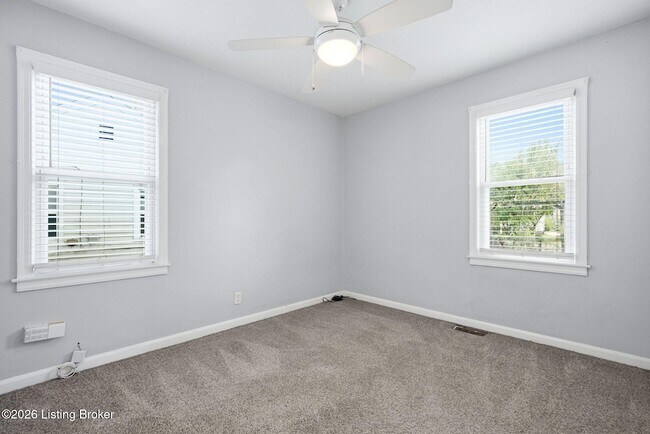 Building Photo - 1047 Seelbach Ave
