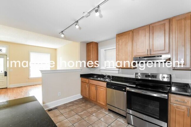 Building Photo - Pet-Friendly 2 Bedroom Apartment in St. Louis