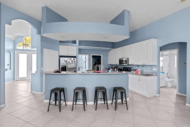 Building Photo - 103 Black Olive Crescent