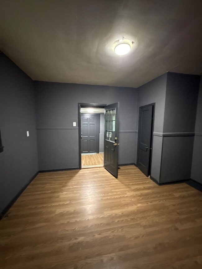 Building Photo - Fully Renovated 4BR Home in South Memphis Section 8 Welcome!