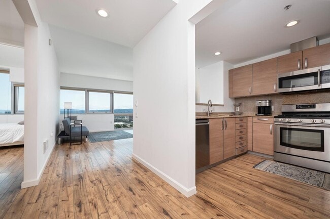 Building Photo - 1 Mandalay Pl