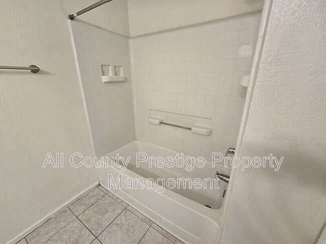 Building Photo - 16033 N 25th St