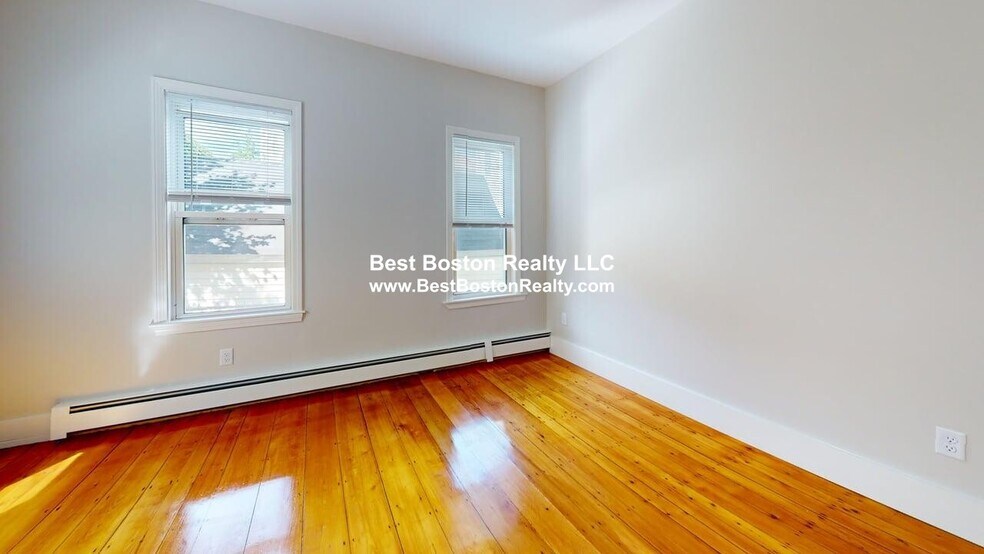 Building Photo - 339 Norfolk St
