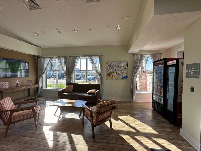 Building Photo - 11288 Listening Dr