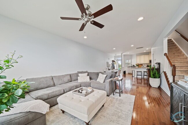 Building Photo - 12908 White Pine Way