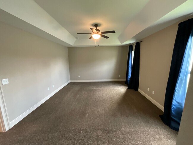 Building Photo - 455 Marion Oaks Ln