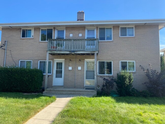Building Photo - 9628 W Oklahoma Ave