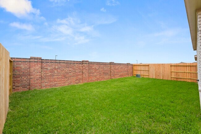 Building Photo - 4908 Vida Vis Dr