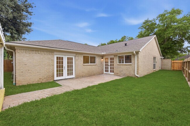 Building Photo - 6718 Deer Ridge Ln