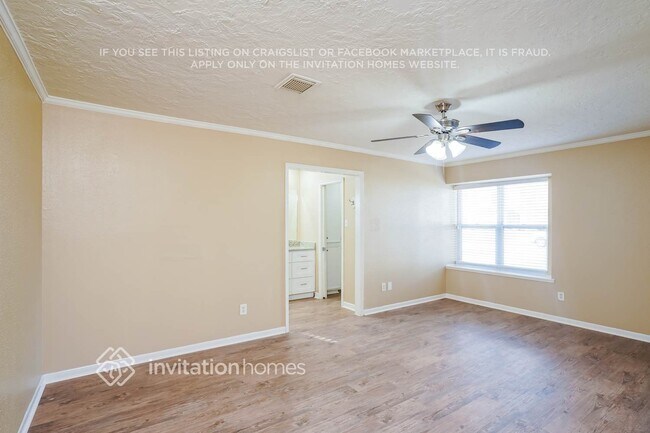 Building Photo - 5803 Old Lodge Dr