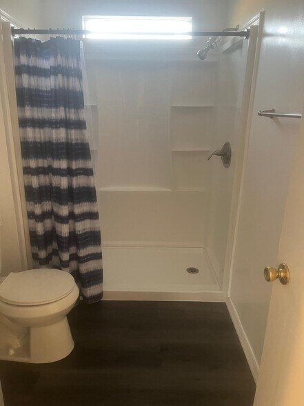 Building Photo - 4620 Hunting Lodge Dr