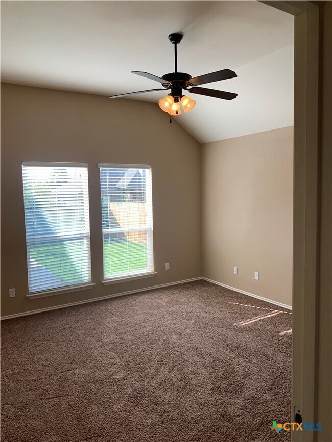 Building Photo - 1113 Branchwood Way