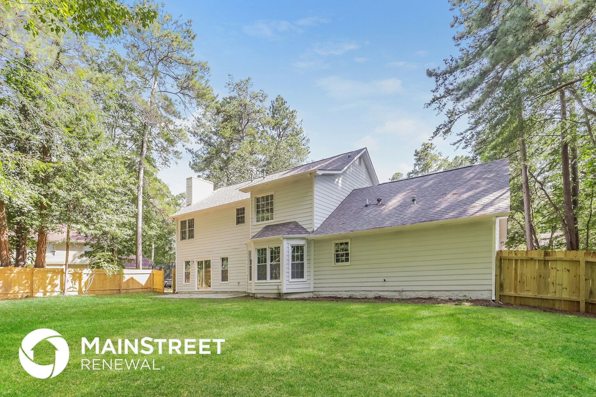 Building Photo - 1384 Grindenwald Dr